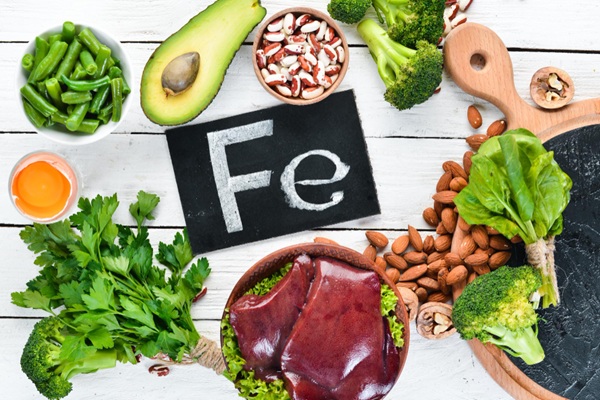 Diferentes alimentos ricos en hierro