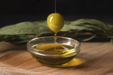 ¿Para qué usar aceite de oliva en el pelo?